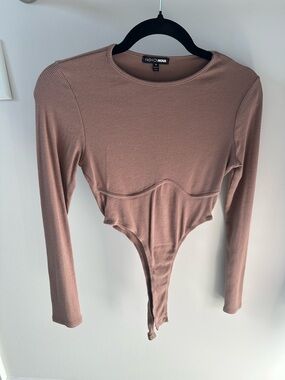 Fashion Nova Ribbed Long Sleeve Bodysuit